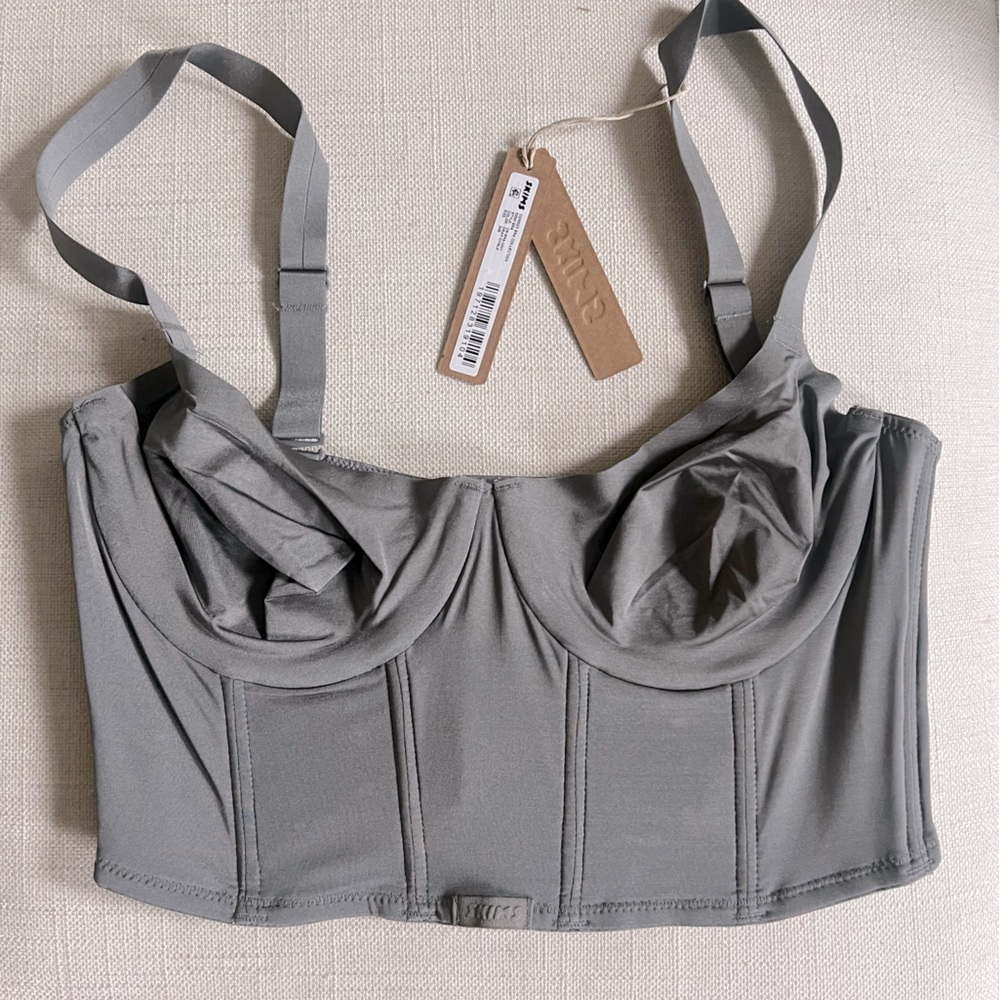 Skims Boostier top. 34b. Grey. Mesh.